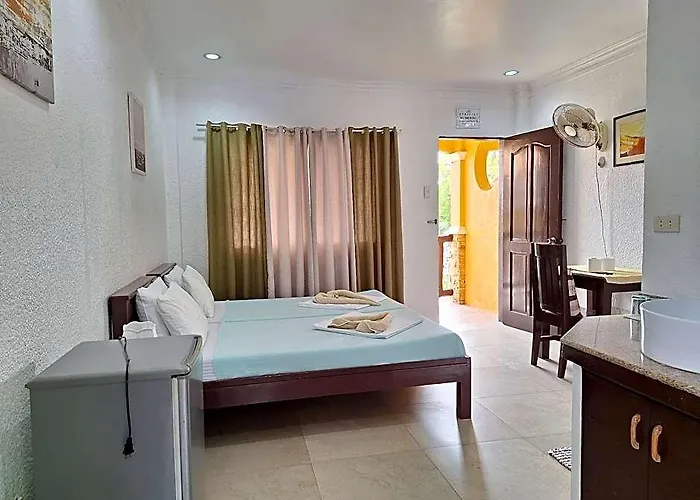 Slam's Garden Dive Resort